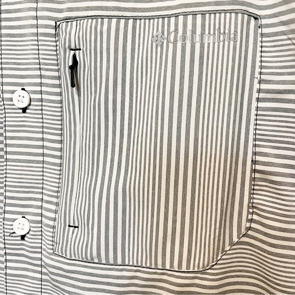 Columbia Omni Shade Striped Short Sleeve Button Down Shirt Gray Men’s Size L - Picture 4 of 10